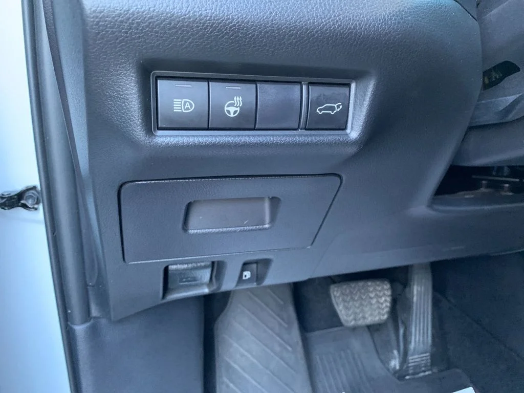 Used 2025 Beige Toyota Limited image 31