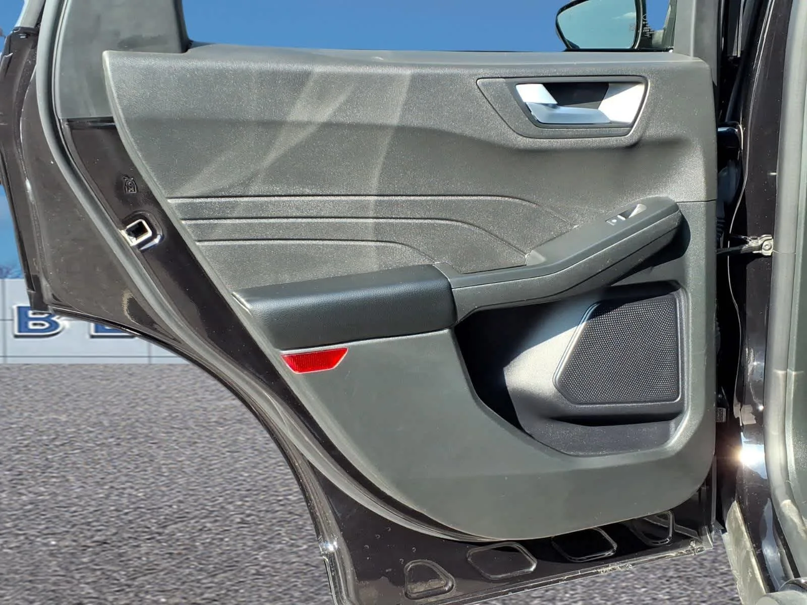 Used 2025 Agate Black Metallic Ford ST-Line Select image 27