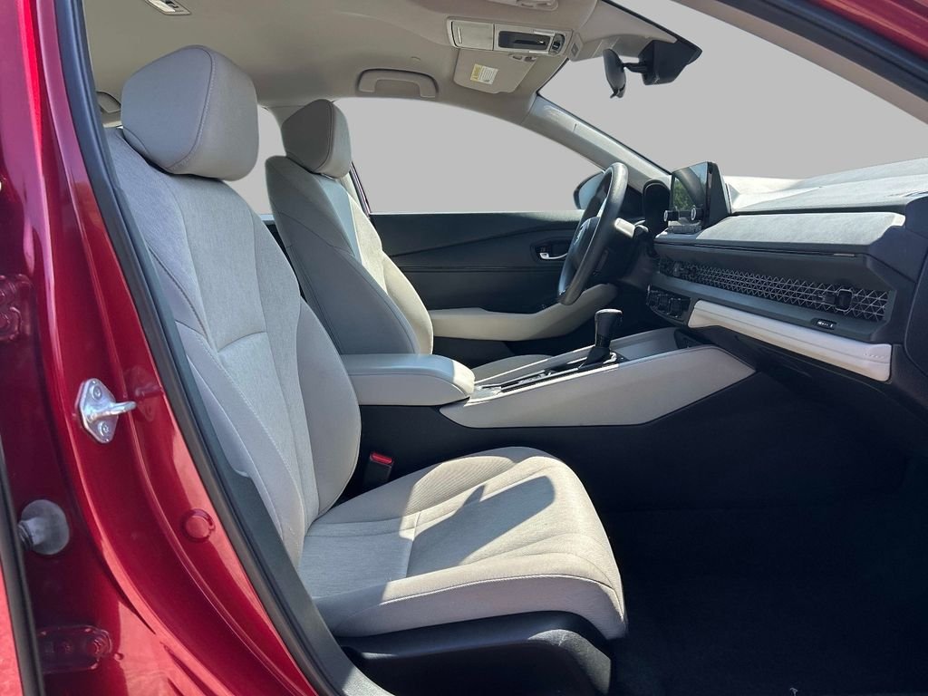 Used 2023 Red Honda LX image 16