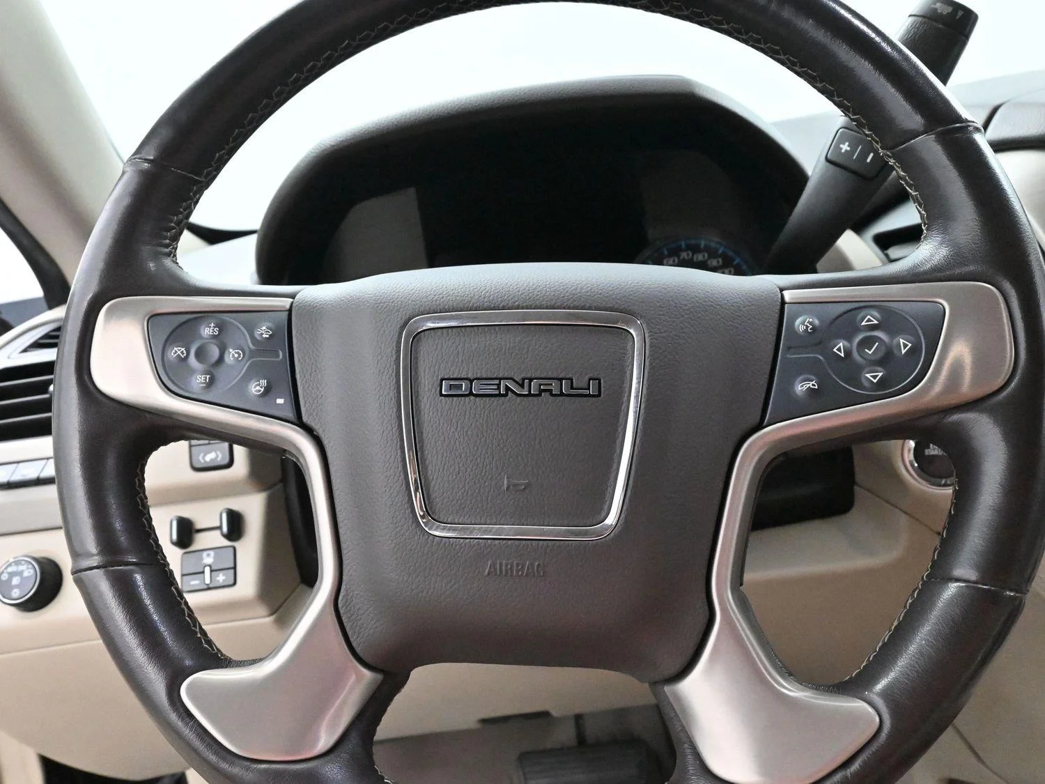 Used 2020 Carbon Black Metallic GMC Denali image 21