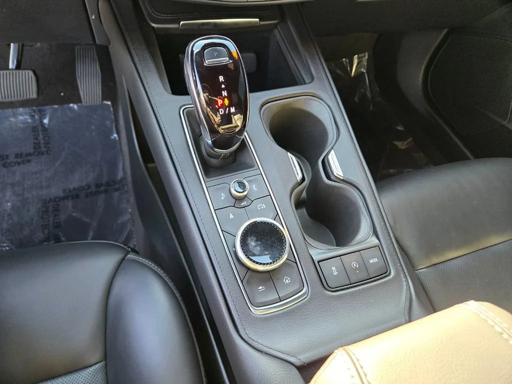Used 2024 Stellar Black Metallic Cadillac Premium Luxury image 22