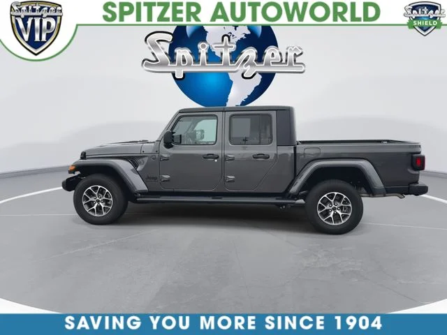 Used 2024 Gray Jeep Sport S image 6