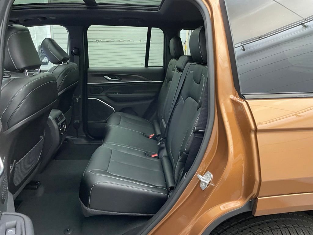 New 2026 Copper Shino Metallic Clearcoat Jeep Limited Reserve image 18