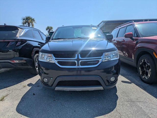 Used 2016 Black Dodge SXT image 2