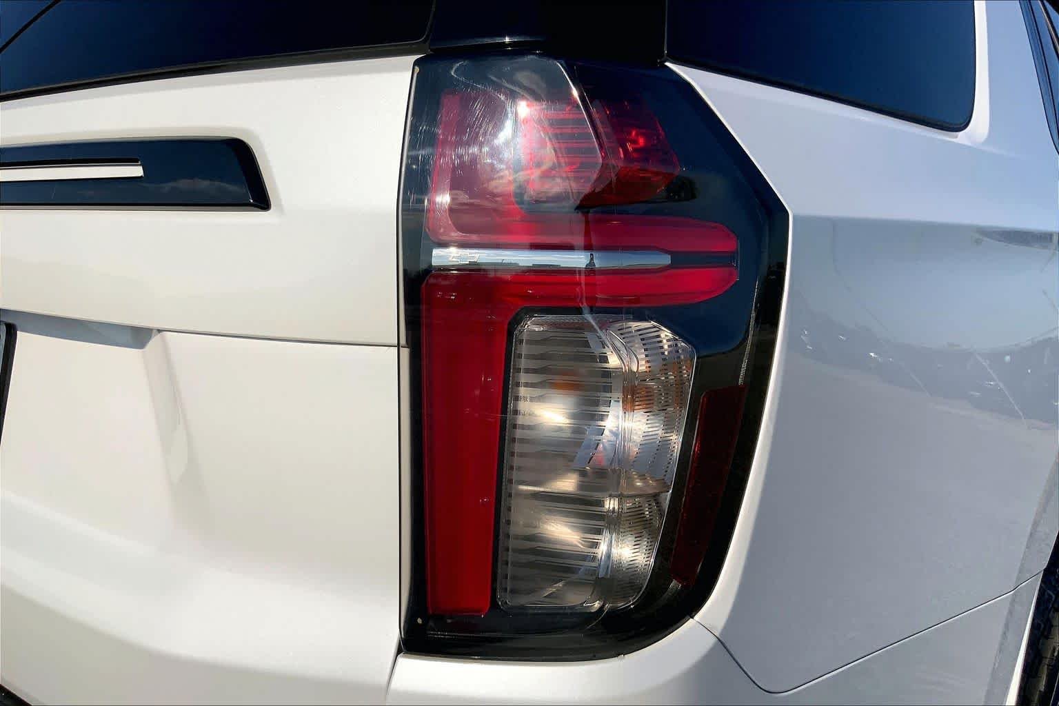 Used 2023 Iridescent Pearl Tricoat Chevrolet Z71 image 10