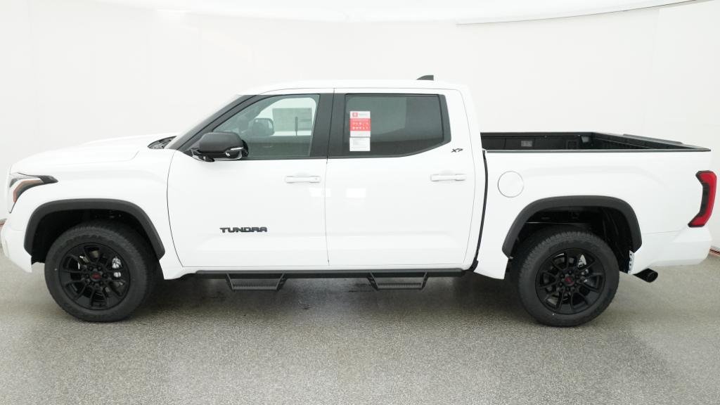 New 2026 Ice Cap Toyota SR5 image 21