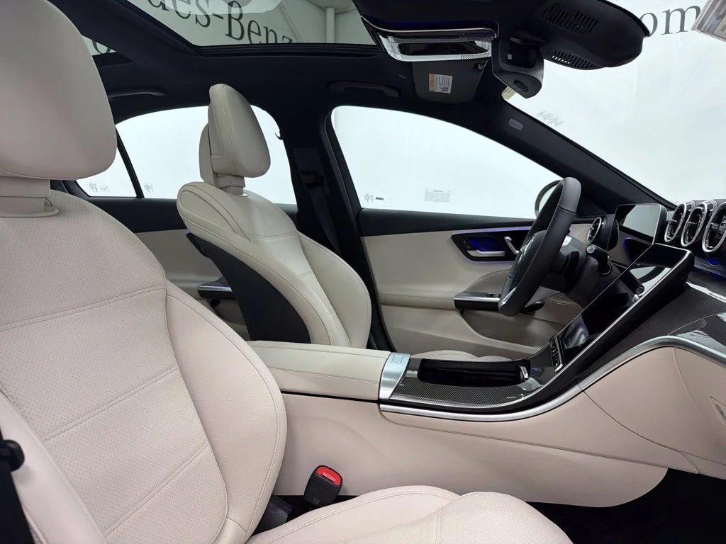 New 2027 White Mercedes-Benz C 300 image 32