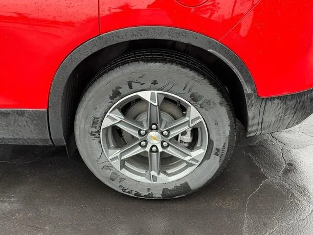 Used 2025 Habanero Orange Chevrolet 2LT image 4