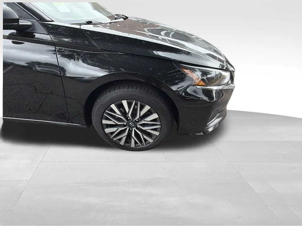 Used 2025 Black Nissan 2.5 SV image 4