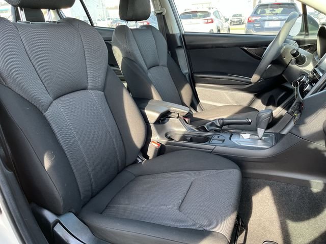 Used 2023 White Subaru Base image 26