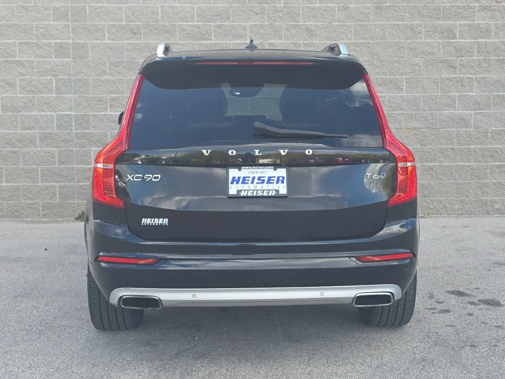 Used 2016 Black Volvo T6 Momentum image 12