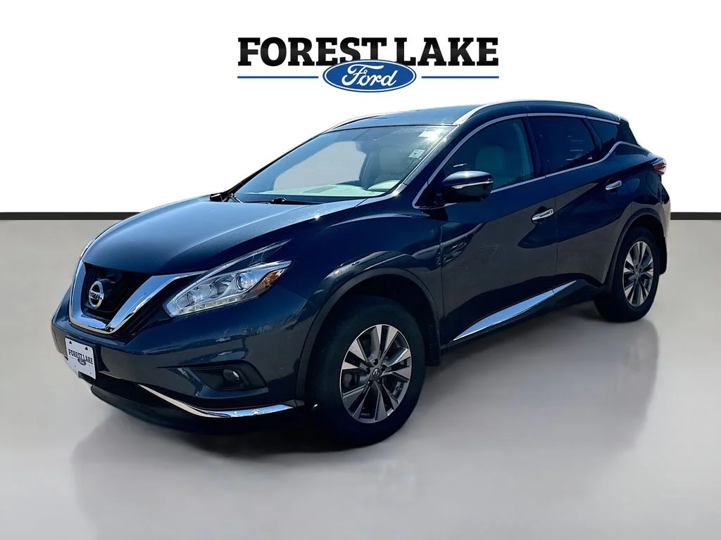 Used 2015 Arctic Blue Metallic Nissan SL image 3