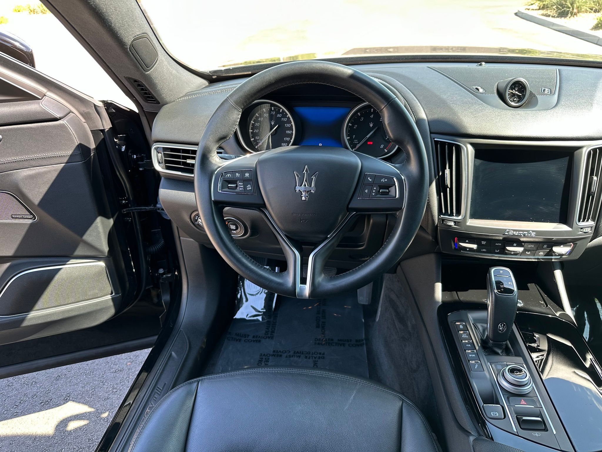 Used 2019 Nero Maserati Base image 18