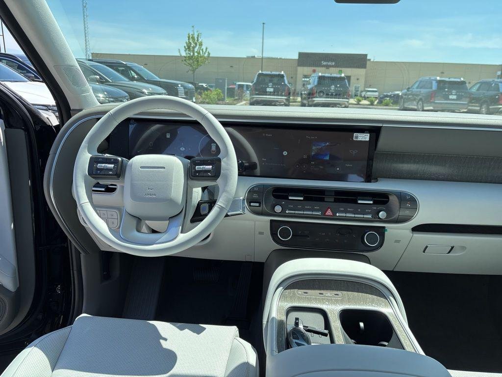 New 2026 Abyss Black Hyundai SEL 8P image 37