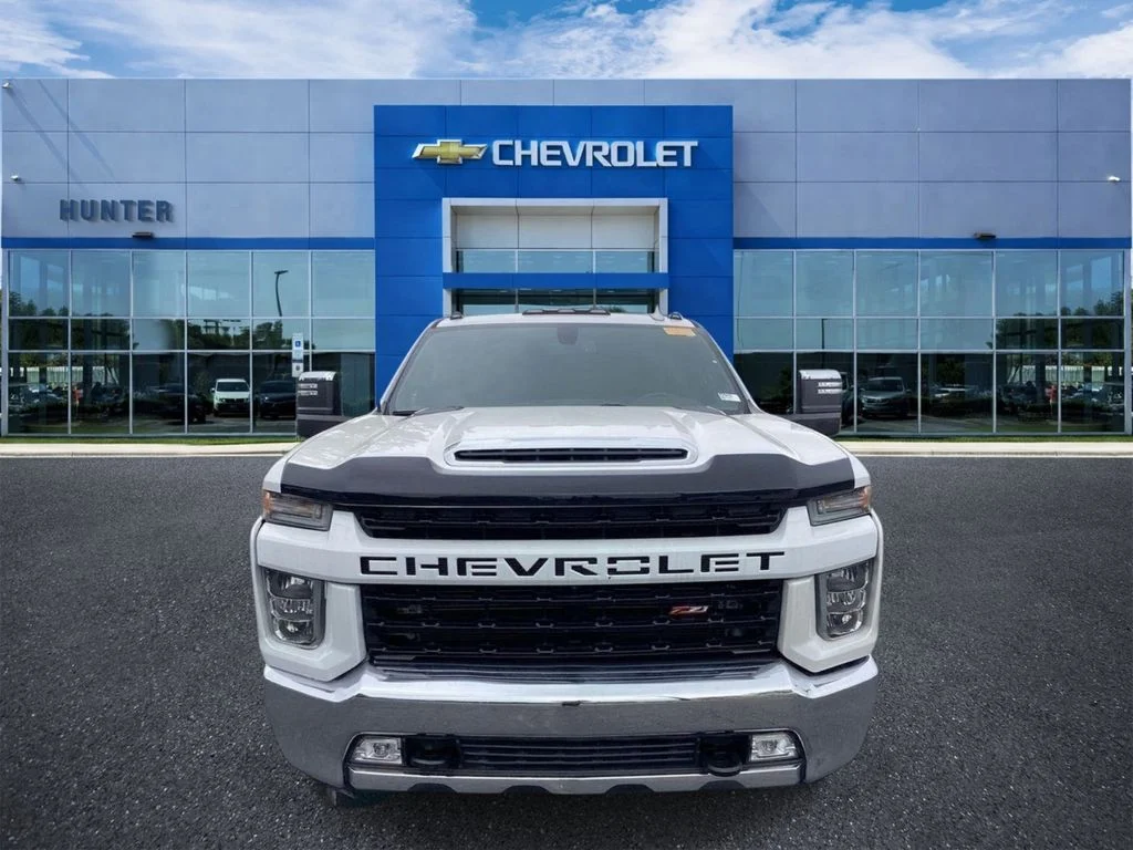 Used 2021 Iridescent Pearl Tricoat Chevrolet LTZ image 4