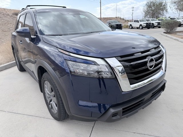 2024 Nissan Pathfinder SV photo 3