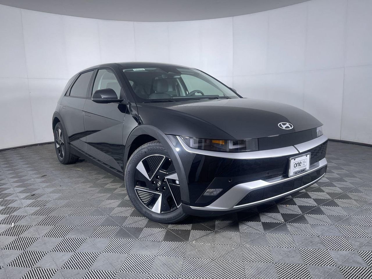 New 2026 Abyss Black Hyundai SEL image 3