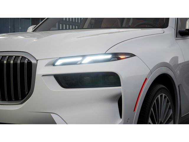New 2027 Mineral White Metallic BMW xDrive40i image 6