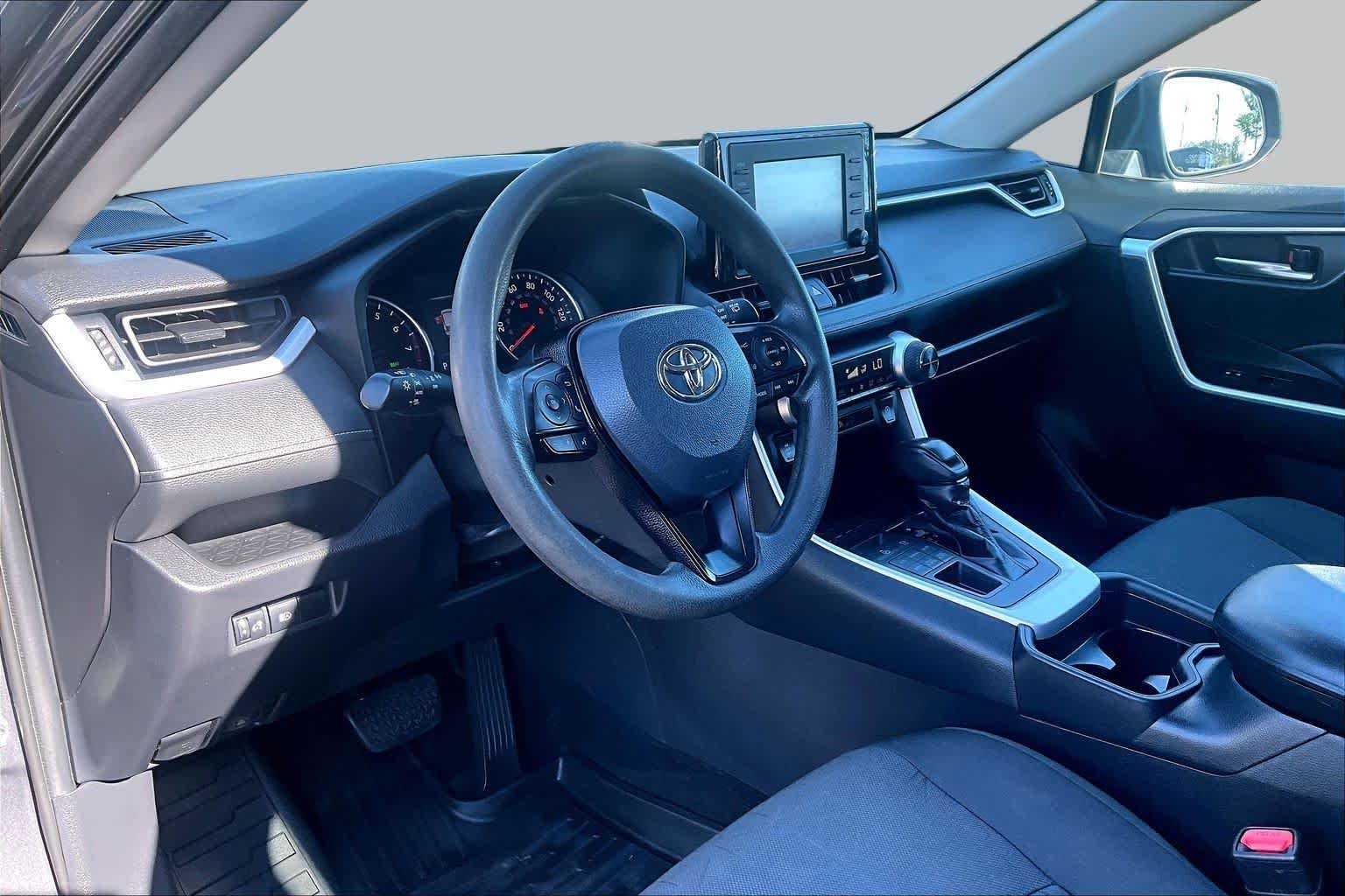 Used 2021 Magnetic Gray Metallic Toyota XLE image 18