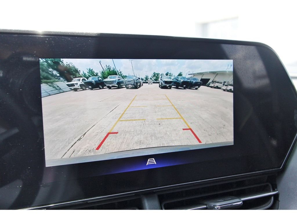 Used 2025 Gray Chevrolet ACTIV image 26