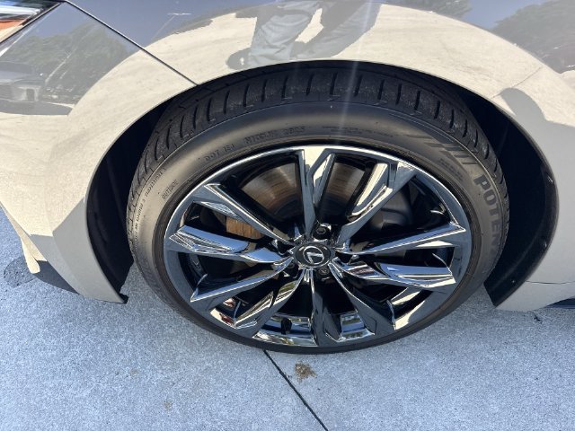 Certified Used 2025  Lexus 350 F SPORT image 10