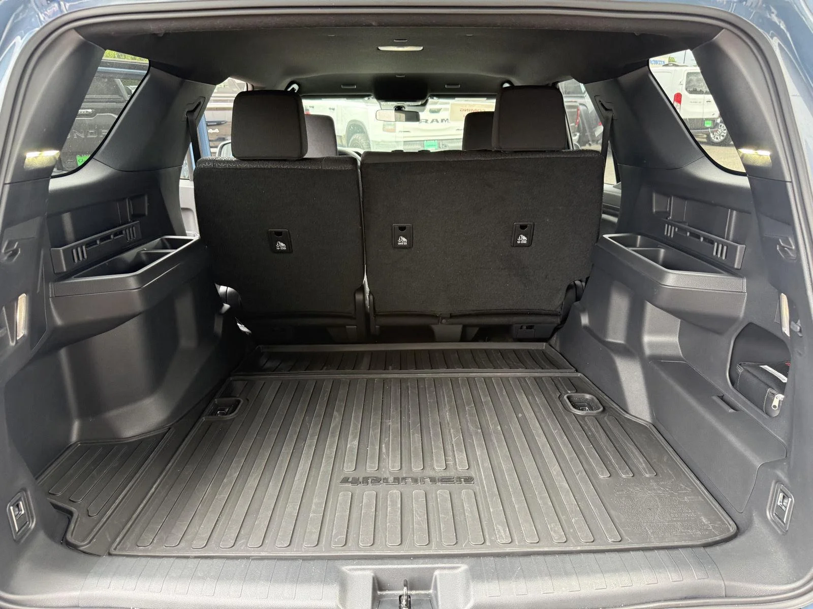 Used 2025 Heritage Blue Toyota SR5 image 18