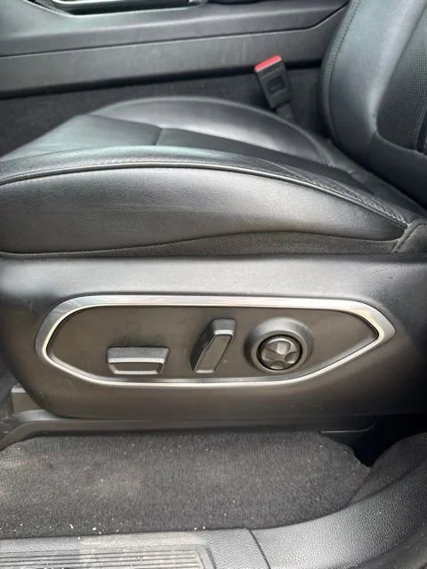 Used 2024 Blue Jeep Series II image 21