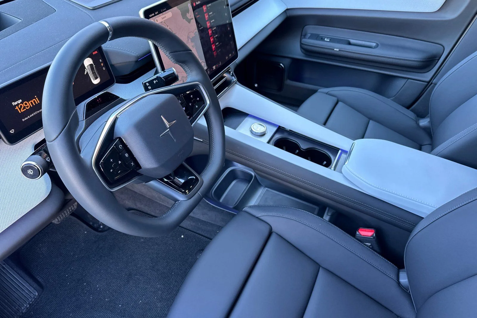 New 2026 White Polestar Long Range Dual Motor image 13