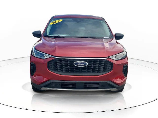 Used 2025 Red Ford Active image 2