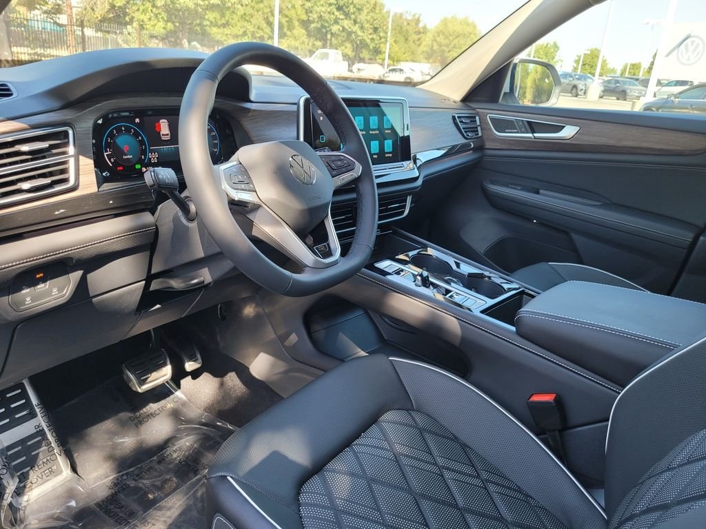2025 Volkswagen Atlas SEL Premium R-Line - Photo 10