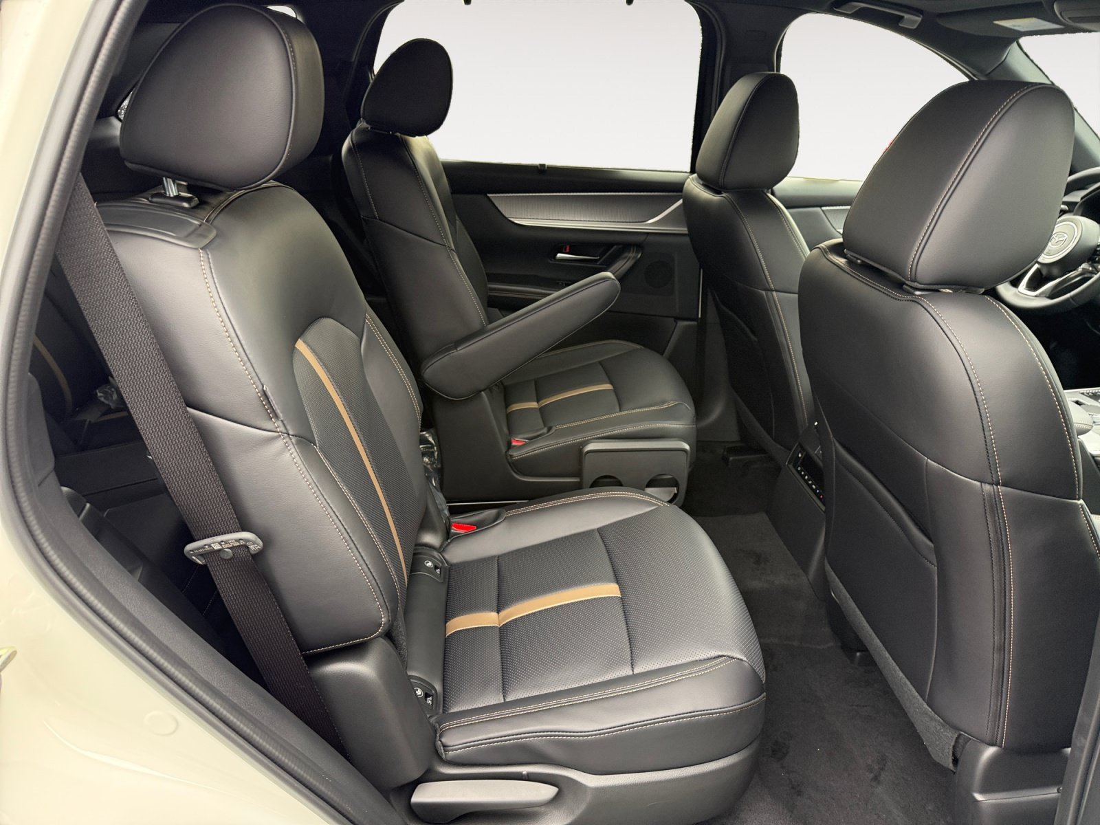 New 2026 Rhodium White Premium Mazda S Premium Sport image 19