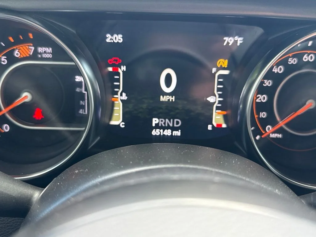 Used 2021 Gray Jeep Sport S image 20