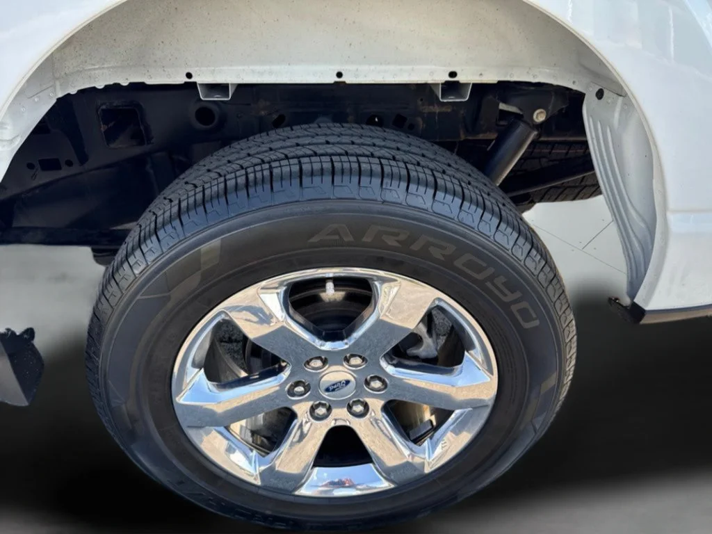 Used 2022 Oxford White Ford XLT image 20