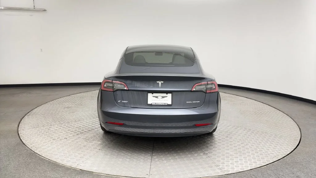 Used 2023 Black Tesla Long Range image 3