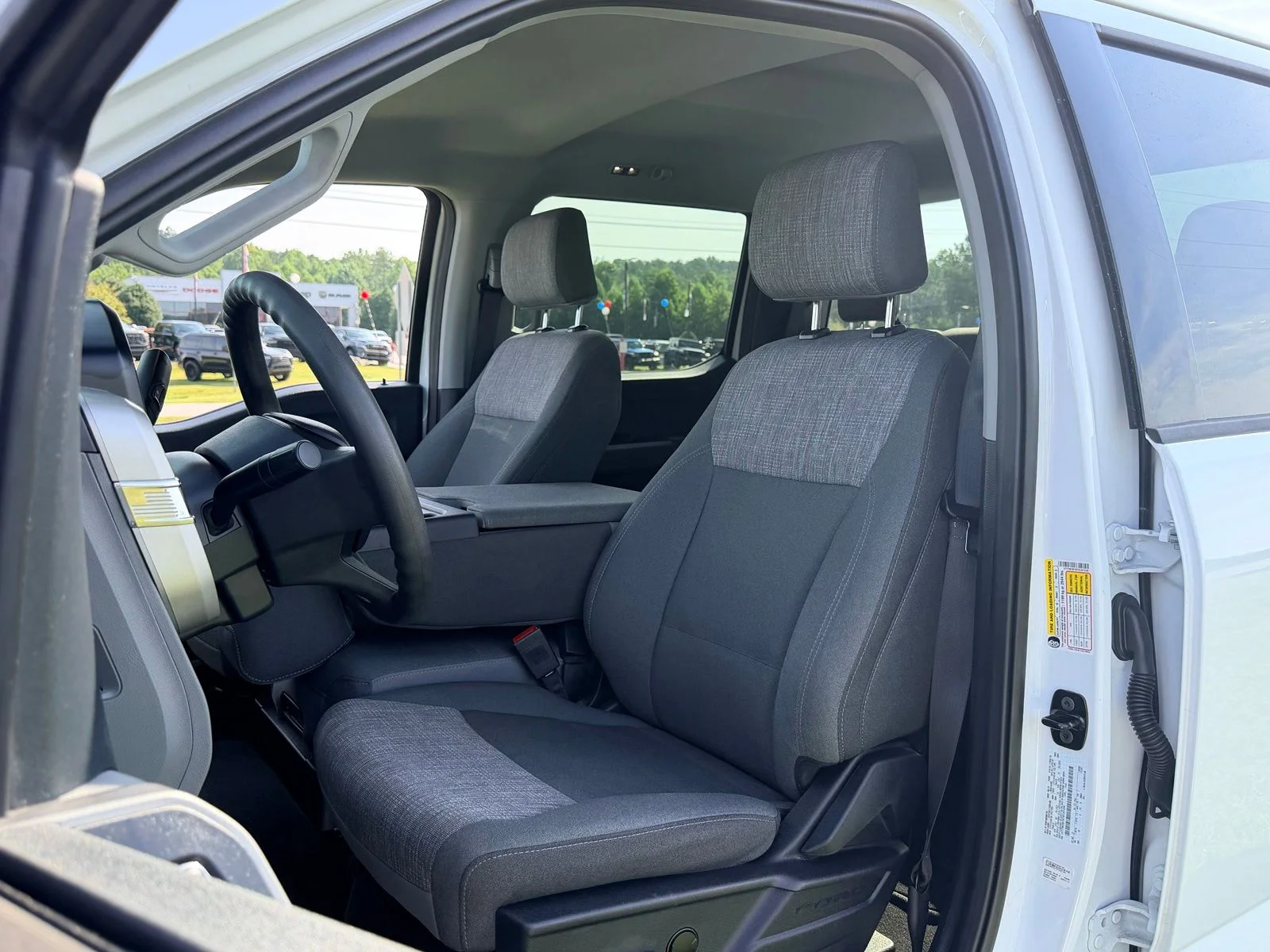 Used 2026 Oxford White Ford XLT image 14