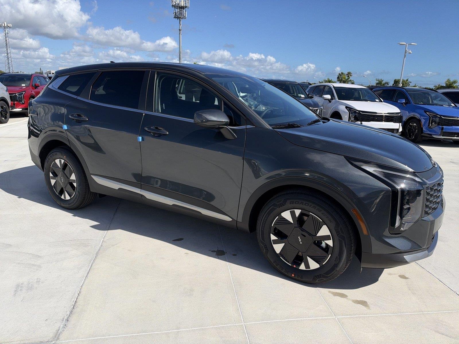 New 2027 Gravity Gray Kia LX image 3