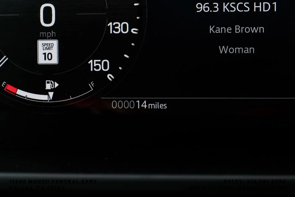 New 2026 Fuji White Land Rover S image 24