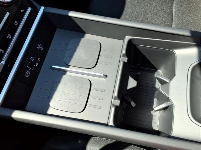 New 2026 White Hyundai SE image 23