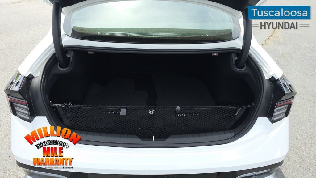 New 2026 White Hyundai SEL Sport image 10