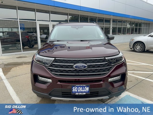 Used 2022 Burgundy Velvet Tinted Clearcoat Ford  image 8