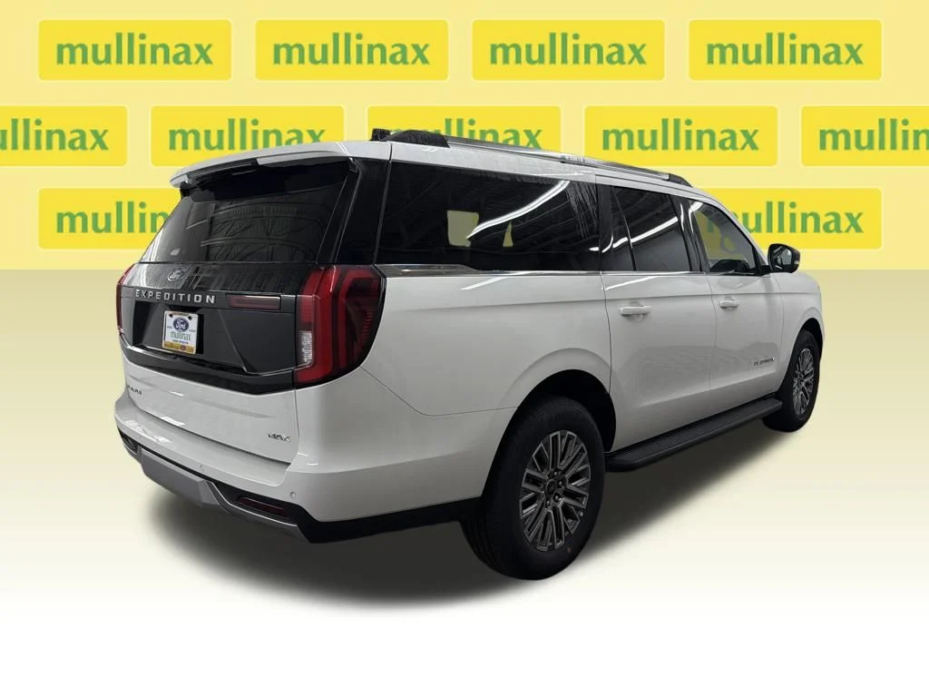 New 2026 White Ford Platinum image 3