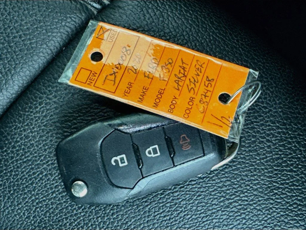Used 2020 Silver Ford Lariat image 36