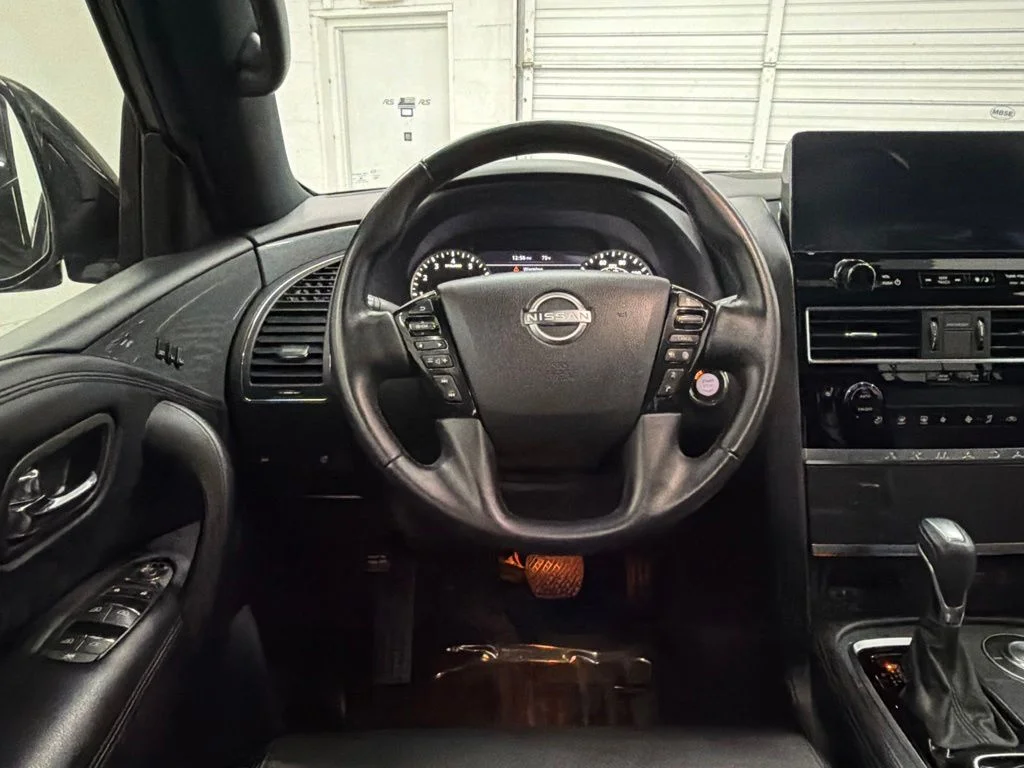 Used 2022 Gray Nissan SL image 27