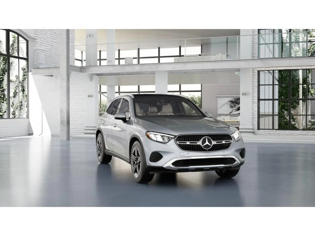 New 2027 Silver Mercedes-Benz GLC 300 image 9
