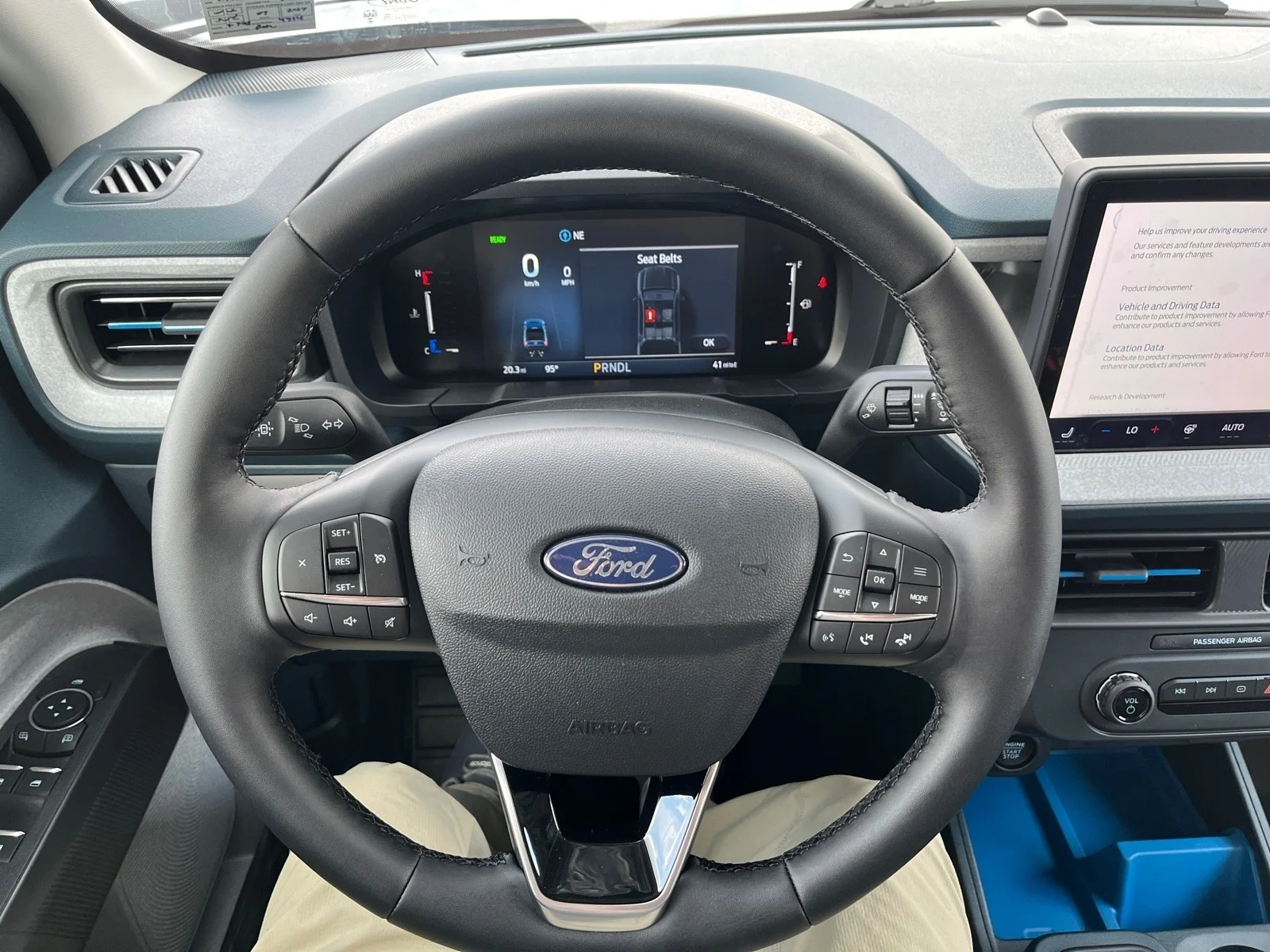 New 2026 Space White Metallic Ford XLT image 17