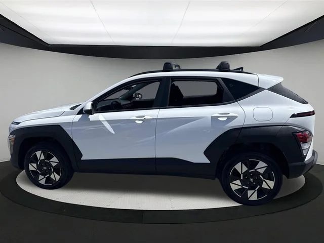 Certified Used 2025 White Hyundai SEL image 9