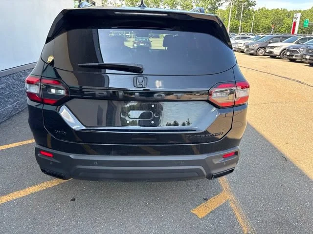 Used 2025 Crystal Black Pearl Honda Black Edition image 6