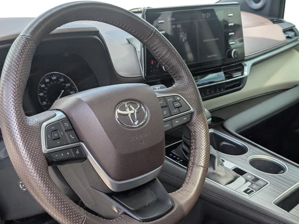 Used 2023 Beige Toyota Platinum image 15
