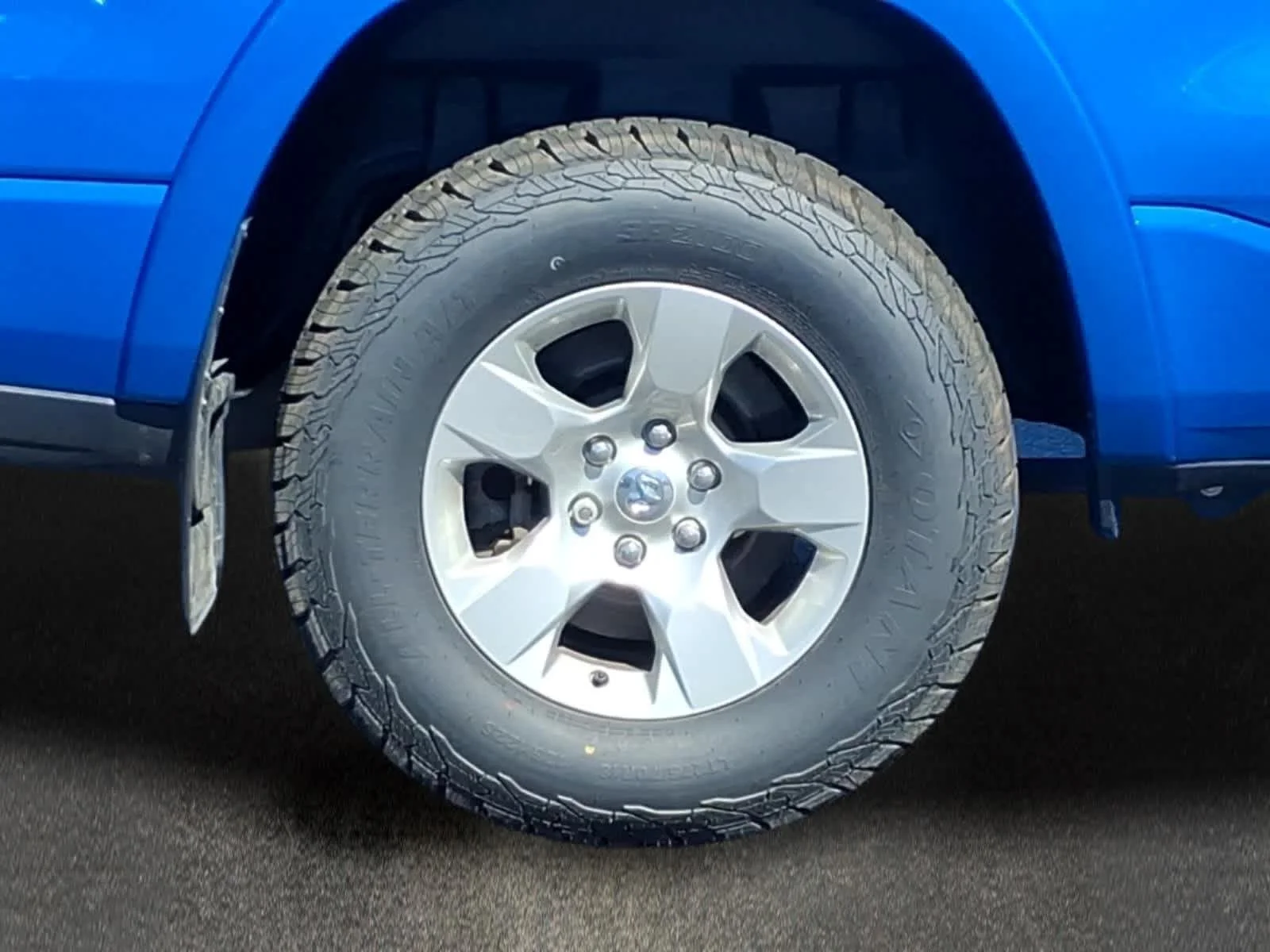 Used 2025 Hydro Blue Pearlcoat Ram Big Horn image 3