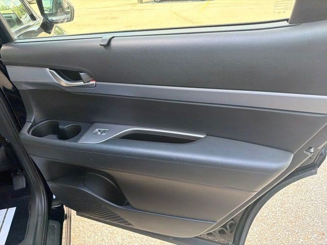 Used 2021 Becketts Black Hyundai SEL image 17